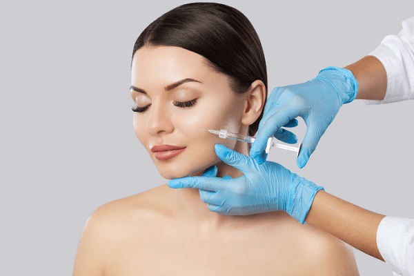 Certificate in Advance Injectable teaching and practical session at Alpha Education